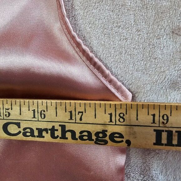 EUC NASTY GAL COLLECTION PINK SILKY FEEL COWL NECK TANK TOP SIZE 8 - Picture 11 of 12